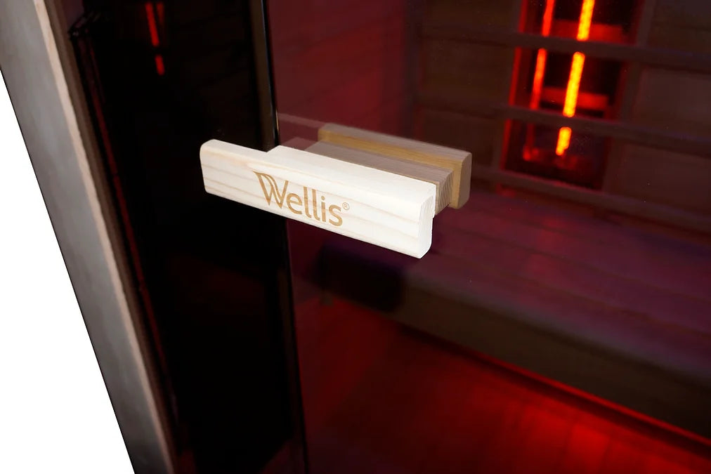 Wellis Solaris hemlock sauna